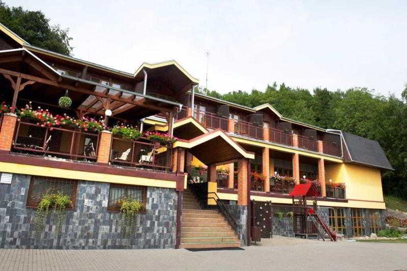 Hotel Inovec Nova Lehota Exteriér fotografie